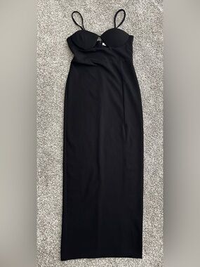 Toby Heart Ginger Black Maxi Cut-Out Slit Dress
